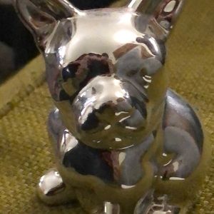 Meet your Posher, Leslie